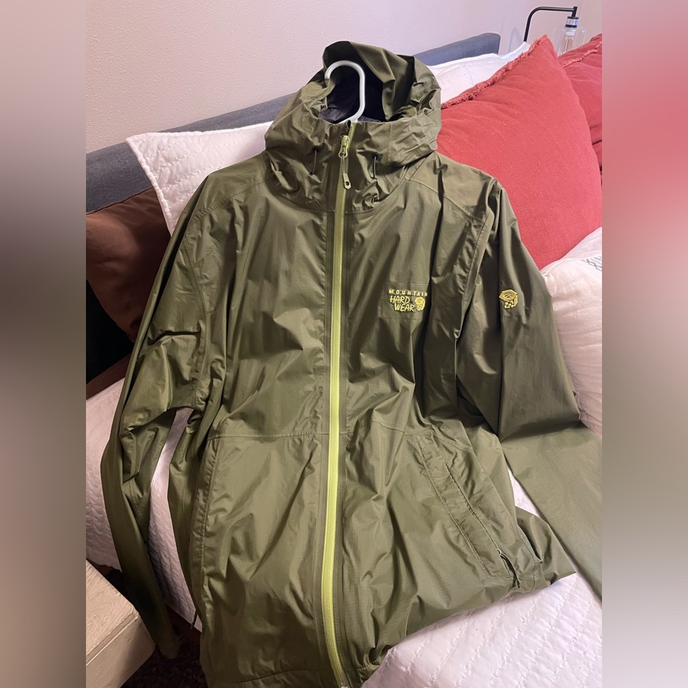 Mountain Hardwear Green Windbreaker Large
